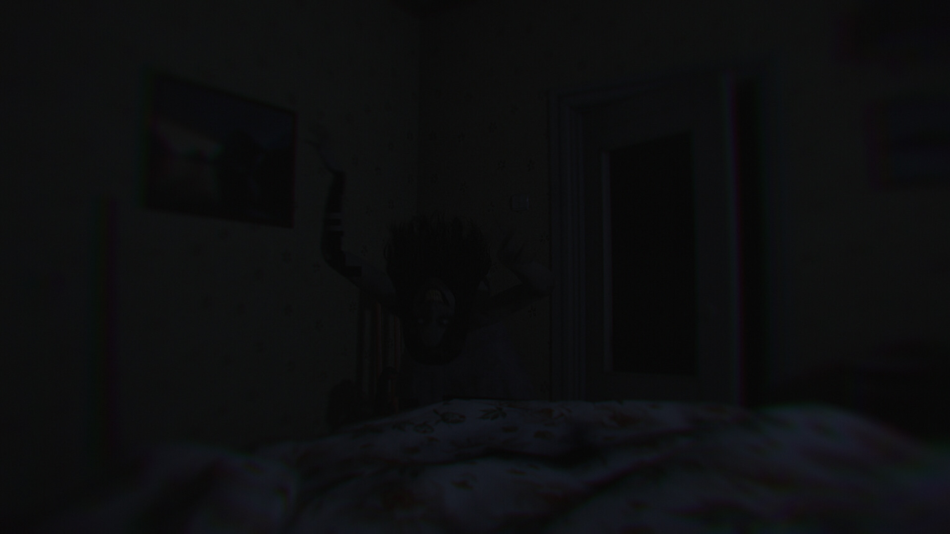 在睡梦中/While Sleeping 截图
