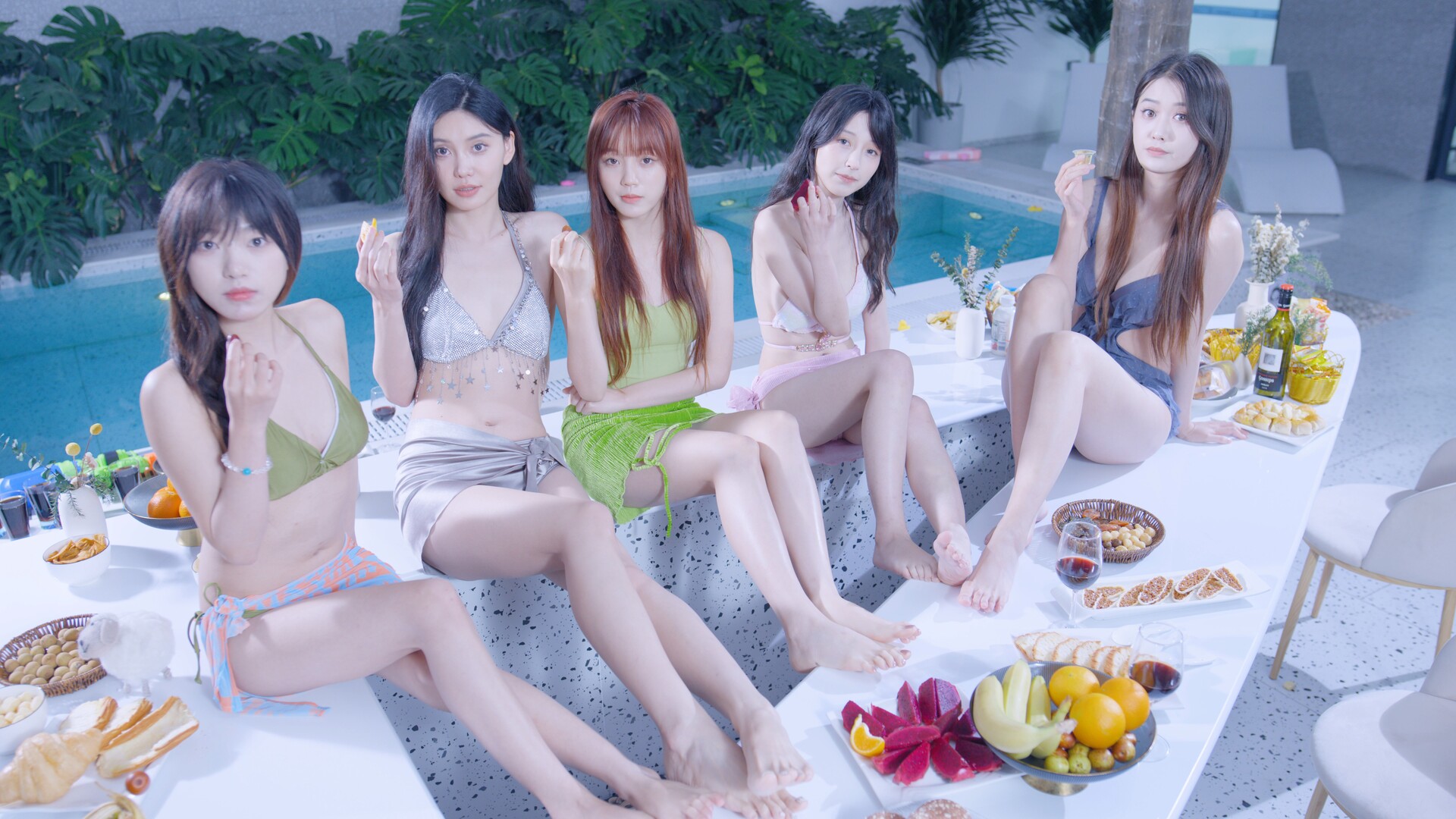 哎呦！这么多美女呀！/Ouch! So many beauties! 截图